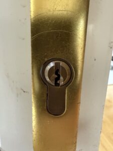 How to Fix a Broken Door Lock in Romsey